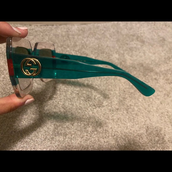Gucci oversized sunglasses
